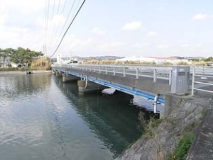 館山大橋 橋長97.7m 1960年完成