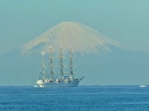 イベント終了 帆船 日本丸 館山夕日桟橋へ初寄港 館山市役所