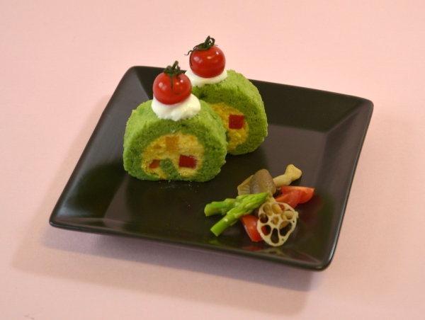 最優秀賞「7つの野菜☆詰め込みロールケーキ」