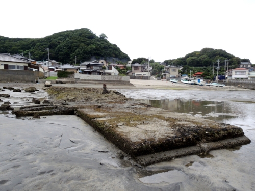 波左間基地跡の泛水地