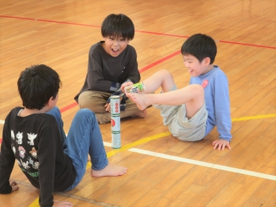 空き缶を使って遊ぼう